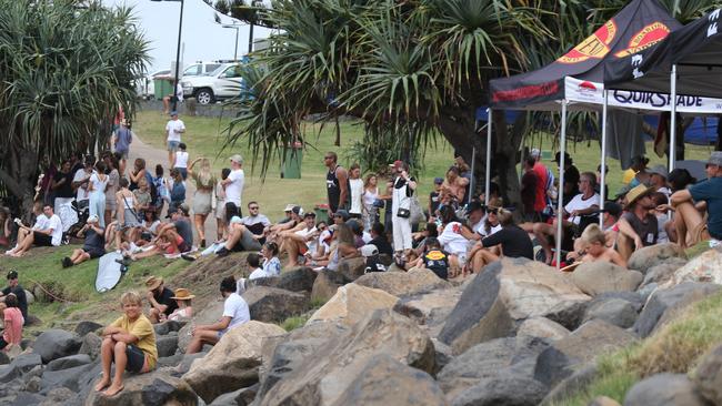 Action and Crowds at the Burleigh Heads Single Fin surfing comp. Pic Mike Batterham