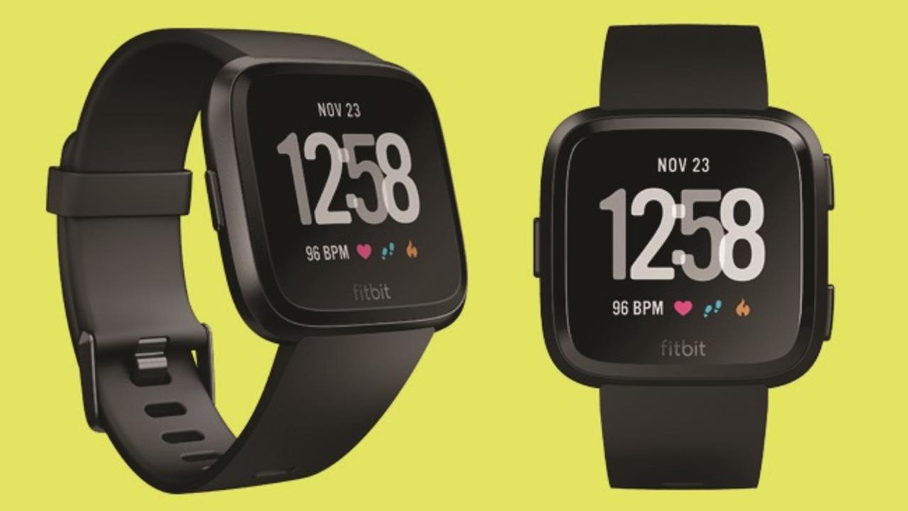 can you text on a fitbit versa smartwatch