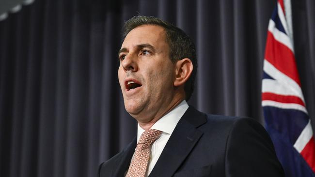 Federal Treasurer Jim Chalmers will also abolish the Reserve Bank … in Des Houghton’s vision. Picture: NewsWire / Martin Ollman