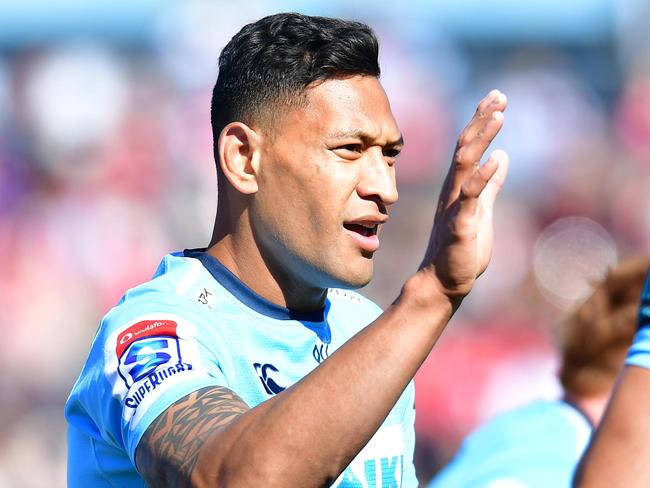 TOKYO, JAPAN - FEBRUARY 23: Israel Folau of Waratahs celebrates scoring a try during the Super Rugby match between Sunwolves and Waratahs at the Prince Chichibu Memorial Ground on February 23, 2019 in Tokyo, Japan. (Photo by Atsushi Tomura/Getty Images)