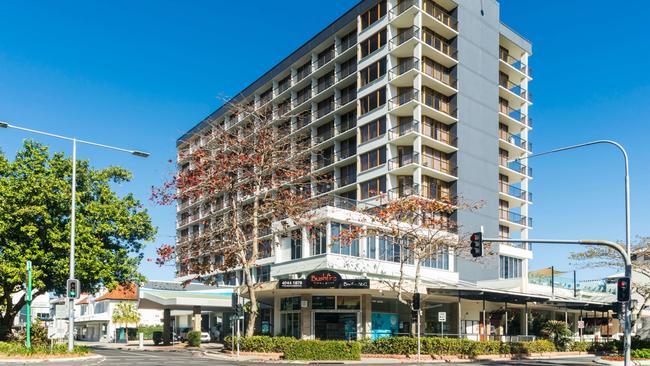 Australian hospitality group TPG Hotels has acquired the freehold interest in the Pacific Hotel Cairns.