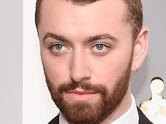 HOLLYWOOD, CA - FEBRUARY 28: Singer Sam Smith attends the 88th Annual Academy Awards at Hollywood & Highland Center on February 28, 2016 in Hollywood, California. Kevork Djansezian/Getty Images/AFP == FOR NEWSPAPERS, INTERNET, TELCOS & TELEVISION USE ONLY ==