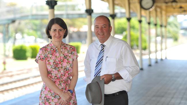 Gladys Berejiklian, then transport minister, and Daryl Maguire, then Wagga Wagga MP, in 2015, Picture: The Daily Advertiser/ACM