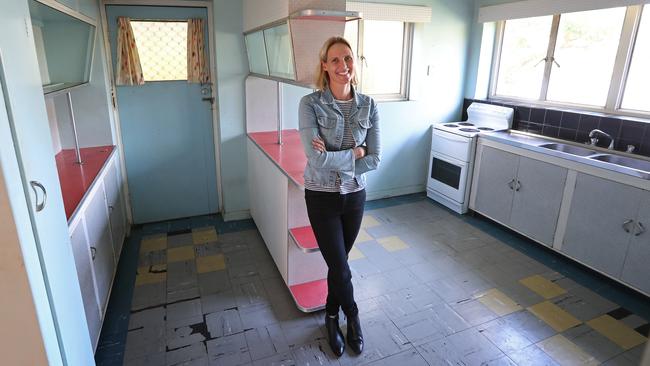 Former Olympic swimmer Susie O'Neill in her South Yeronga house. Picture: Lyndon Mechielsen