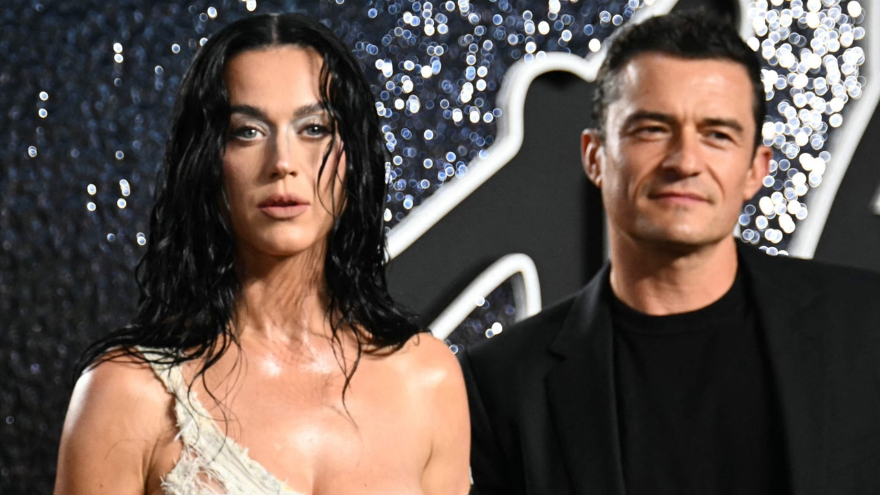 Orlando Bloom gushes with love for Katy Perry at VMAs