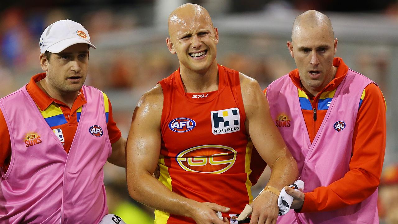 Former Sun Gary Ablett hurt his shoulder Round 16 in 2014.