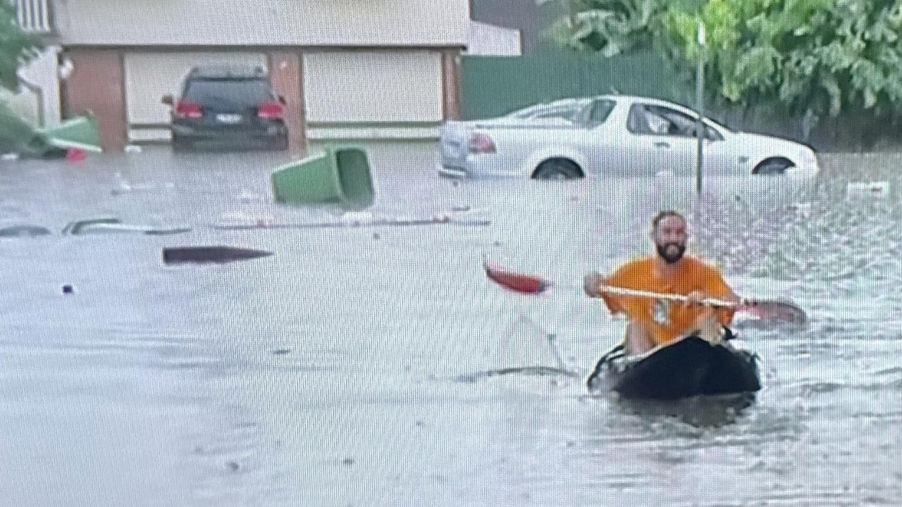 Qld Weather Flash Flooding As Seq Is Smashed By Overnight Storm The Courier Mail