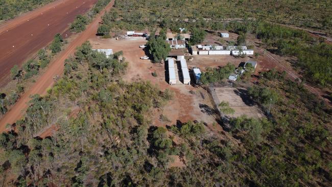 Merlin mine camp with airstrip in the background.