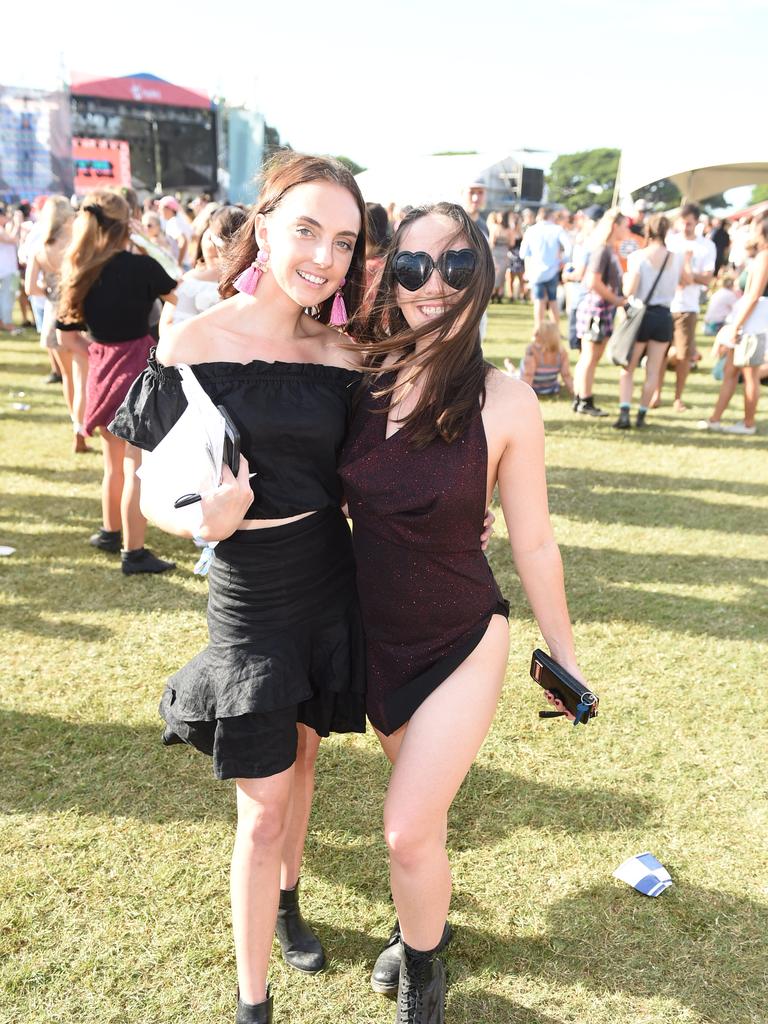 Groovin the Moo fashion over the past decade | Townsville photos ...