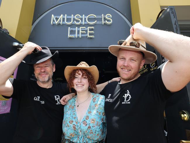 2024 Groundwater Country Music Festival has kicked off in Broadbeach. Wayne eagles, Elle Stewart and Dan Eagles outside Den Divine..  Picture Glenn Hampson