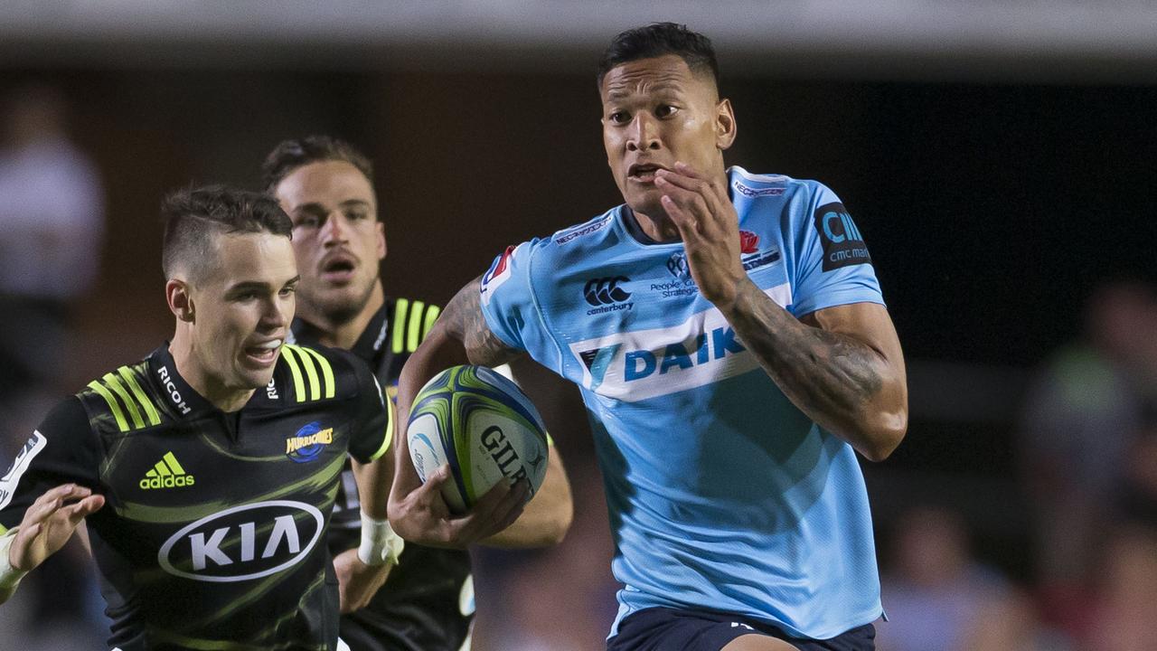 Israel Folau says he’s happy to shift to the wing if it’s in the best interest of the Waratahs.