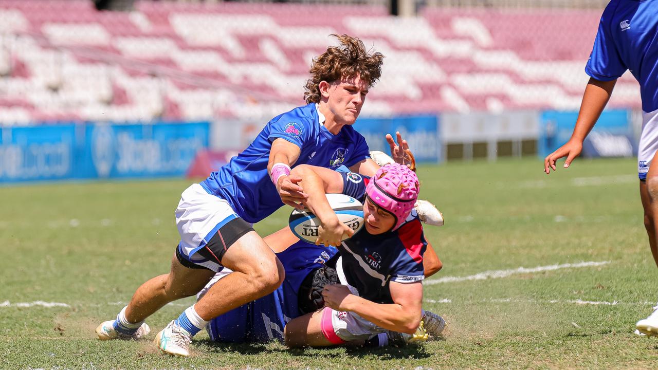 Buildcorp Emerging Reds Cup action from the day one match between Queensland Country Under-14s and Brisbane Junior Rugby Union Under-14s. Picture credit: QRU Media/ Erick Lucero.