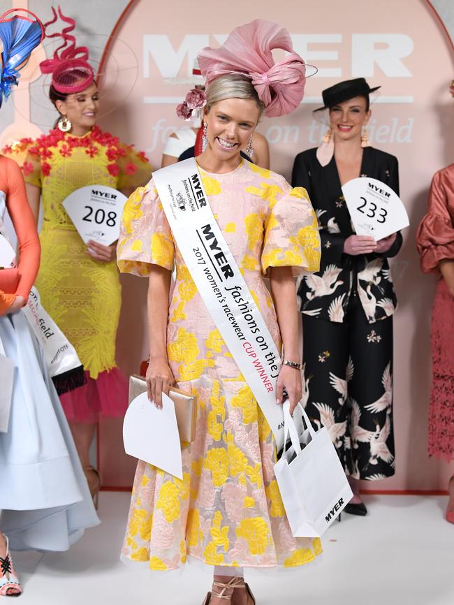 Myer Fashions on the Field winner Holly Stearnes, centre. Picture: AAP