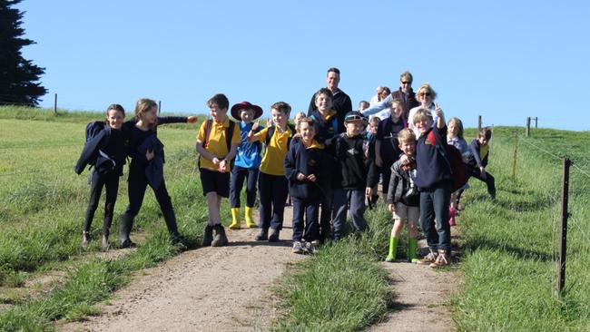 Walk to School Month: Ellinbank Dairy Research farm opens its gates ...