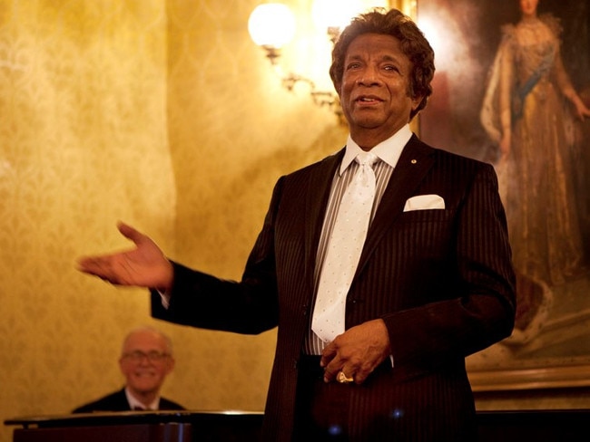 Singer Kamahl will be a guest at the wedding.