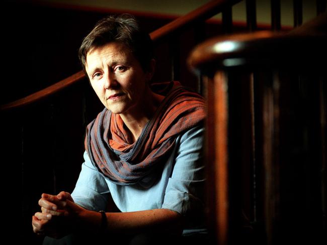 15/04/1997: Author Helen Garner winner of 1997 Kibble award for True Stories.    P/