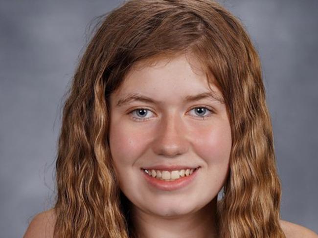 epa07275755 An undated handout photo made available by the FBI (Federal Bureau of Investigation) on 11 January 2019 shows a portrait of missing 13-year-old Jayme Closs, who was reported missing from Barron, Wisconsin, USA since October 2018. US authorities announced that missing teen Jayme Closs was found alive on 10 January 2019 evening near Gordon, Wisconsin. Her parents -- James Closs, 56, and his wife Denise, 46 -- were discovered shot dead in their family home on 15 October 2018, near Barron by law and enforcement officials. A suspect, who has not been identified by police, believed to be linked to the case has been taken into custody, media reported.  EPA/FBI HANDOUT  HANDOUT EDITORIAL USE ONLY