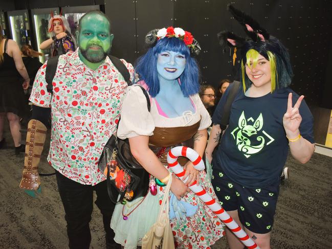 Cienan Muir, Heidi Brooks and Mini at the Melbourne Oz Comic Con Xmas edition, held at the Melbourne Convention &amp; Exhibition Centre on Saturday, December 7, 2024. Picture: Jack Colantuono