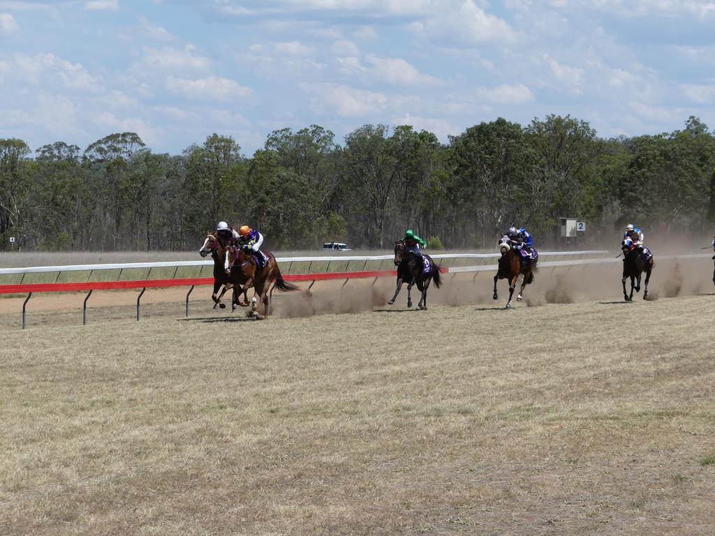 Nanango races 2020. Photo/Holly Cormack.