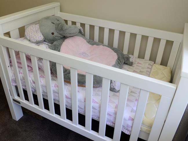 Baby died at home while mum was picking up friends from the pub