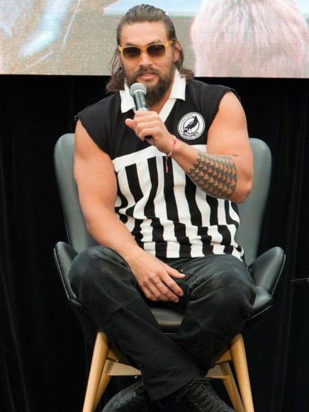 Jason Momoa in a Port Adelaide guernsey at the 2014 Oz Comic-Con in Sydney. Picture: Javis Wong/Oz Comic-Con