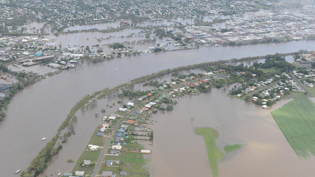 Jack Dempsey, Stephen Bennett on Bundaberg flood levee | The Courier Mail