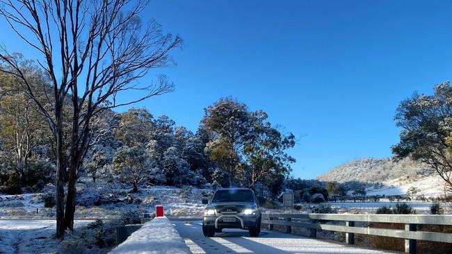 Snow fell to extremely low levels in Burns Creek, east of Launceston on 04/08/2020. Photo: Adam Blake