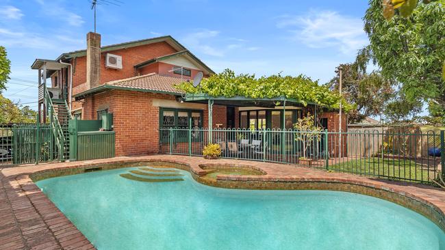 Keenan’s Aberfeldie home has had the eye of families in the lead up to auction.