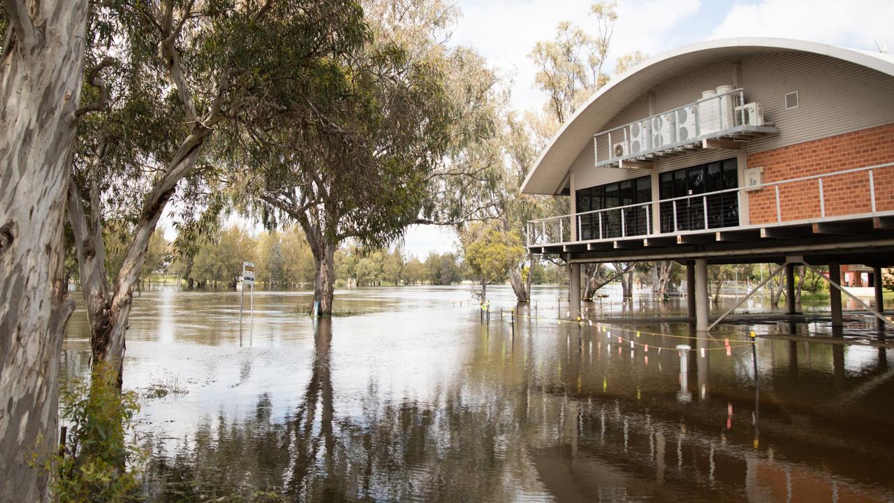 Forbes residents were forced to evacuate. Picture: NCA NewsWire / Sarah Hodge