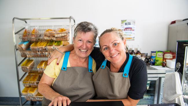 New operators of the Brooms Head Snack Shack Rhondah and Tameeka Gillespie.