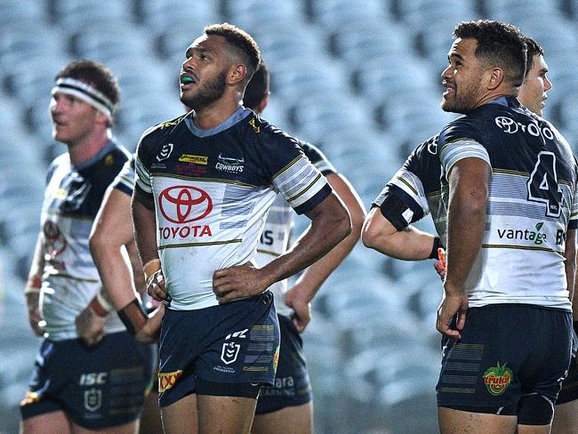 Cowboys players look on after a Warriors try during the Round 5 NRL match between the New Zealand Warriors and the North Queensland Cowboys at Central Coast Stadium in Gosford, Friday, June 12, 2020. (AAP Image/Dan Himbrechts) NO ARCHIVING, EDITORIAL USE ONLY