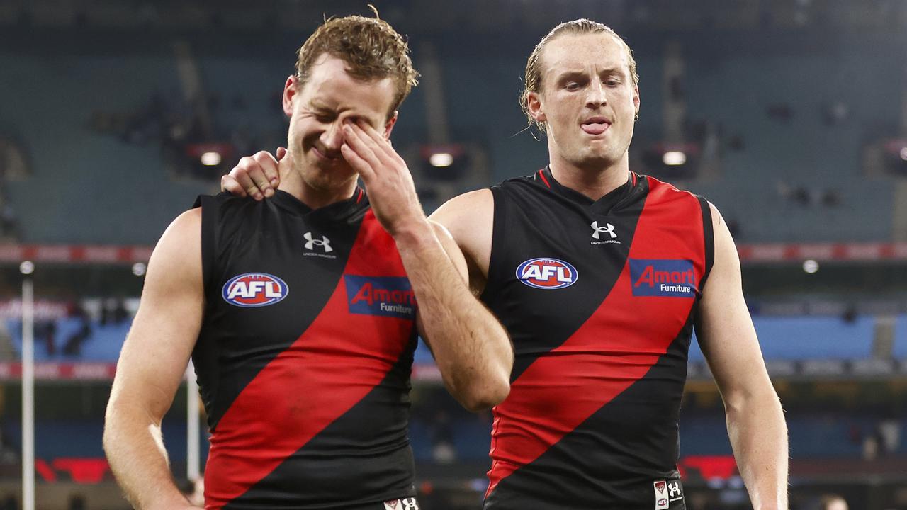 Darcy Parish’s use of the footy is holding both he and his side back. (Photo by Daniel Pockett/Getty Images)