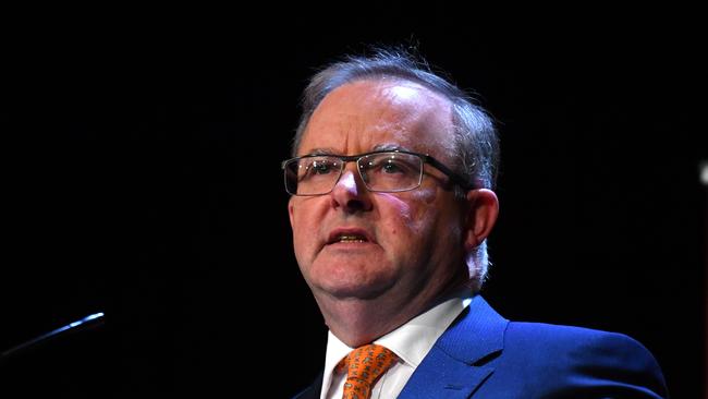 Leader of the Opposition Anthony Albanese at the Daily Telegraph Bush Summit 2019 in Dubbo, 390km north west of Sydney, Thursday, July 18, 2019. (AAP Image/Mick Tsikas) NO ARCHIVING