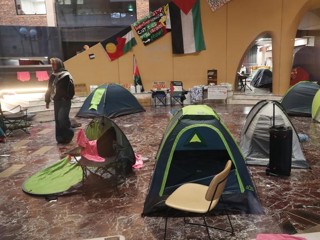 The tents were still in place at Melbourne University on Thursday morning. Picture: David Crosling