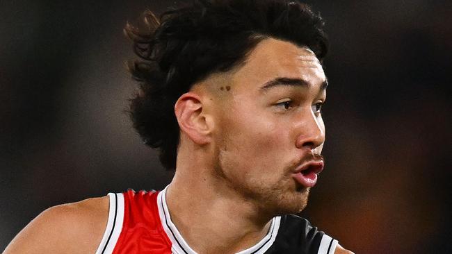 MELBOURNE, AUSTRALIA - JULY 20: Mitch Owens of the Saints runs with the ball during the round 19 AFL match between St Kilda Saints and West Coast Eagles at Marvel Stadium, on July 20, 2024, in Melbourne, Australia. (Photo by Morgan Hancock/Getty Images)