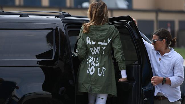 Melania wore a jacket emblazoned with the words "I really don't care, do you?" during a surprise visit with child migrants on the US-Mexico border. Picture: AFP.