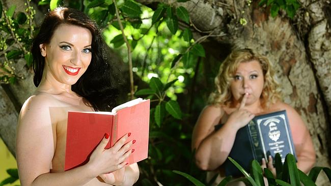 Fringe Turns A Nude Leaf With Naked Girls Reading In The Garden News