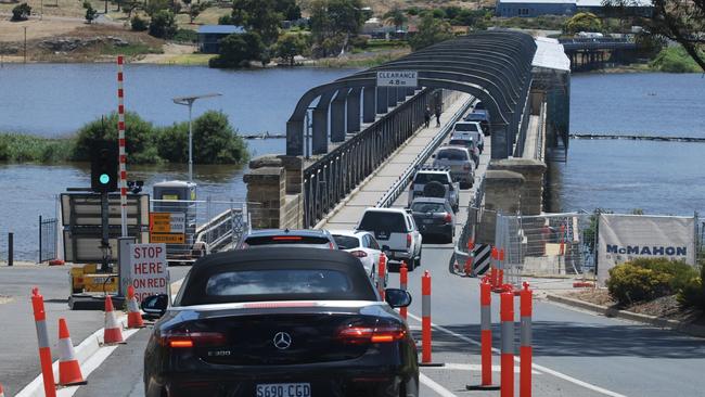 Murray Bridge , Picture: Jo Schulz