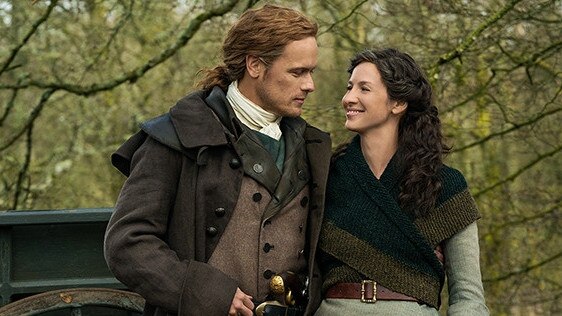 Season five ... time-travelling hotties Jamie (Sam Heughan) and Claire (Caitriona Balfe)