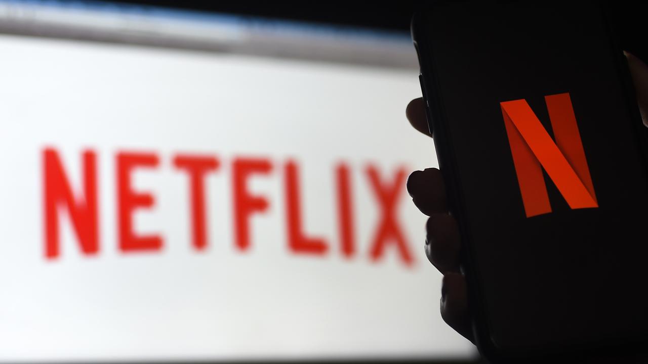 Netflix accelerates advertising and password changes
