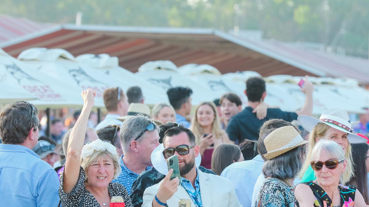 Crowds before Gary Clarke trained “Playoffs” scores an emotional win in the Great Northern Darwin Cup. Picture: Glenn Campbell