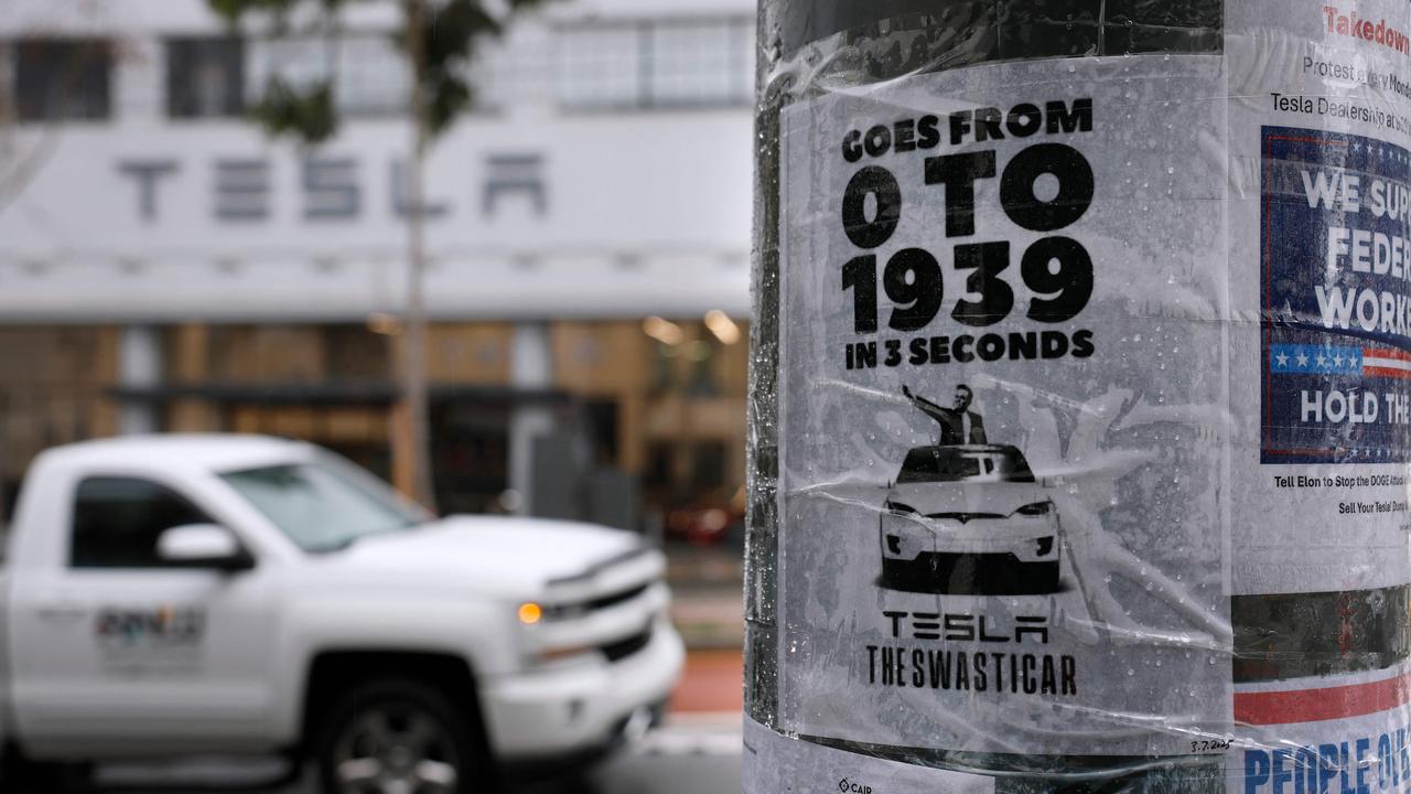 <!DOCTYPE html PUBLIC "-//W3C//DTD HTML 4.0 Transitional//EN" "http://www.w3.org/TR/REC-html40/loose.dtd"><html><body><p>A flyer opposing Elon Musk is seen in San Francisco. Picture: Justin Sullivan/Getty Images/AFP</p></body></html>