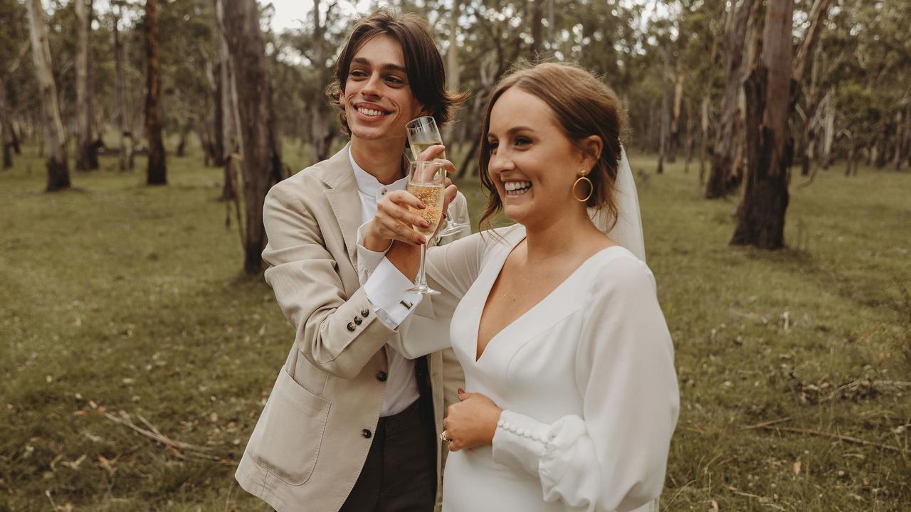 Phoebe and Liam Carelse tied the knot at Gordon Country surrounded by family and friends. Photo: Tessa Cox Photography