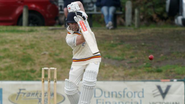 Ryan Hammel on the drive for Frankston Peninsula. Picture: Valeriu Campan