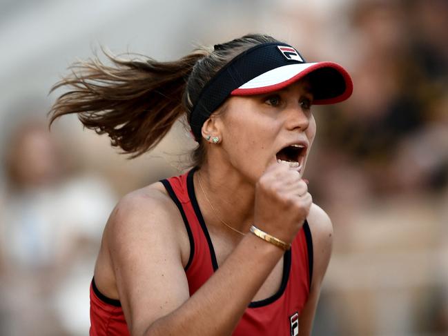 Sofia Kenin of the US celebrates her victory over Serena Williams.