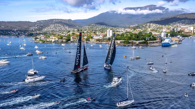 LawConnect and Andoo Comanche battling for the line honours. Picture: Andrea Francolini/AFP/ Rolex.