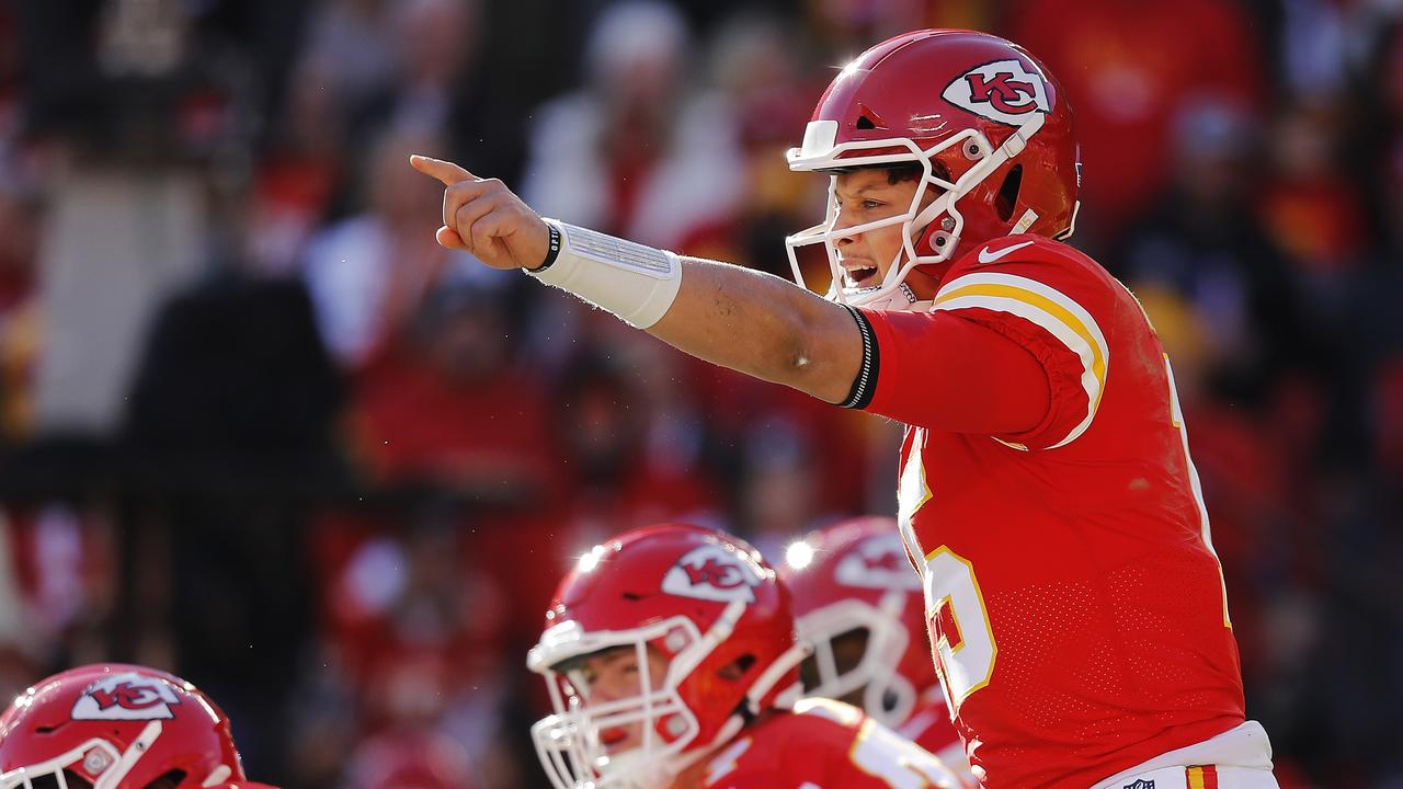 Raiders with 5 turnovers, get crushed by Chiefs 48-9