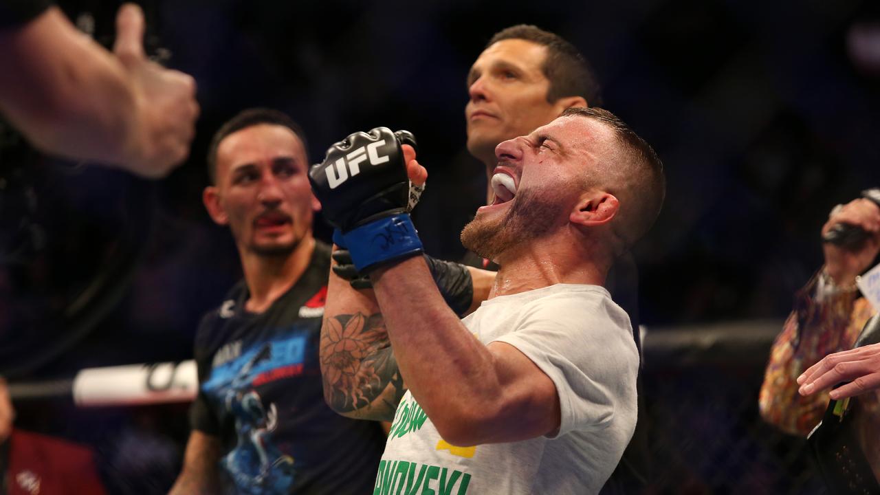 Alex Volkanovski says he knows he won Sunday’s featherweight title fight against Max Holloway.