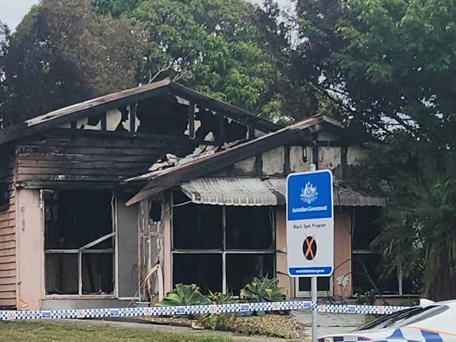 ‘Abandoned’ house destroyed by blaze, fire investigators looking through ruins