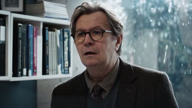 Gary Oldman in Crisis.